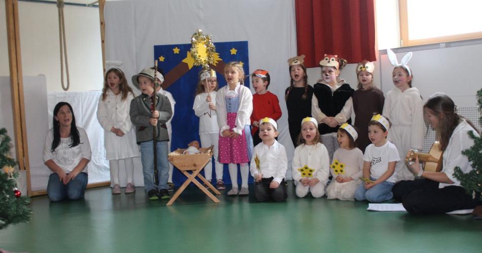 Weihnachtsvorstellung Gruppe Mondschaukel